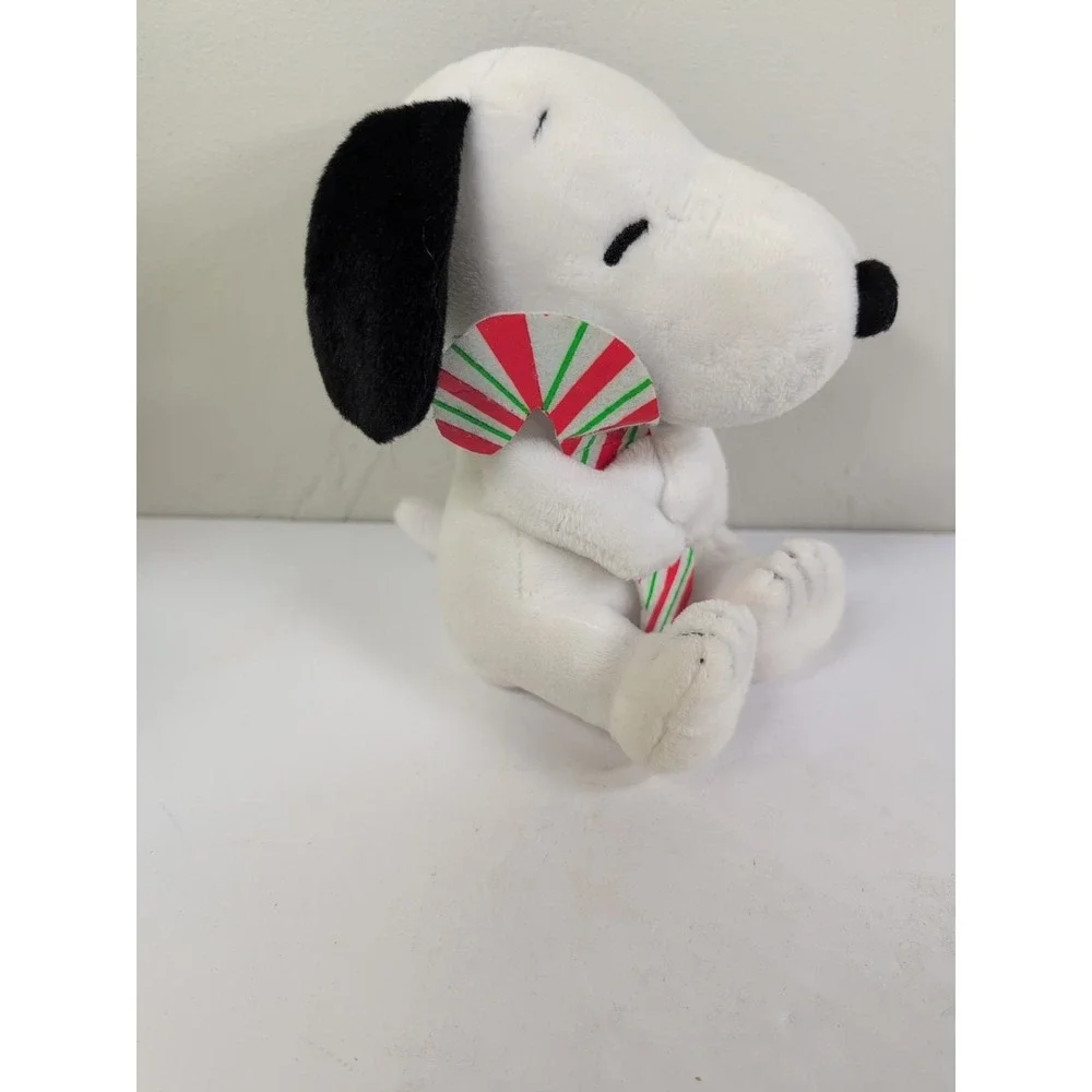 Peanuts Snoopy With Candy Cane Christmas Plush Soft‎ Stuffed Animal 6.5